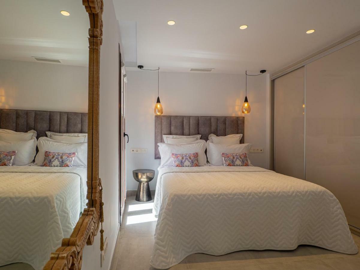 Marbella Old Town : Luxury Townhouse Villa Bagian luar foto