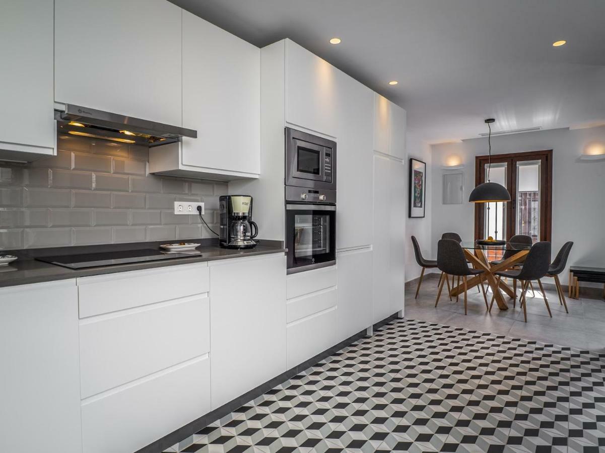 Marbella Old Town : Luxury Townhouse Villa Bagian luar foto